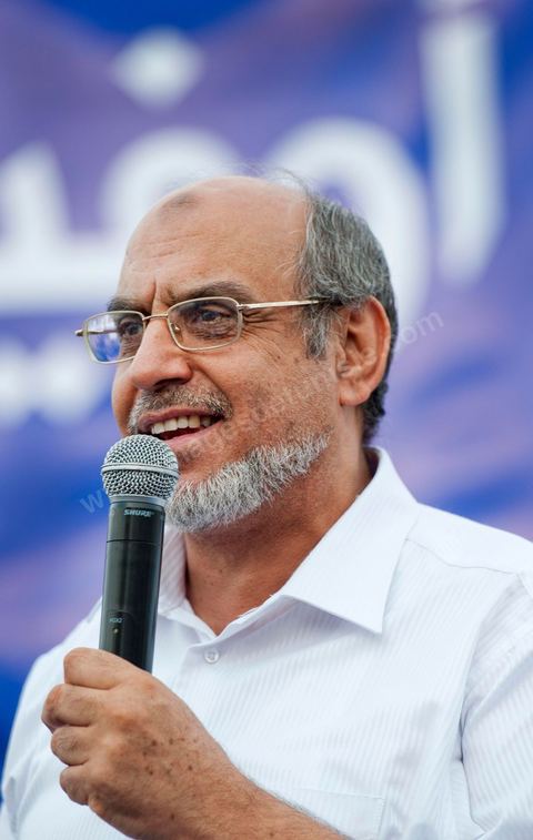 1er octobre 2011 à Sidi Bouzid : Grand meeting du parti Ennahdha pour le premier jour du lancement de la campagne électoralre pour l'élection de l'assemblée constituante le 23 octobre. le parti Ennahdha à tendenace islamique a choisi pour son premier meeting de campagne la ville symbolique de la révolution Sidi Bouzid avec la présence de Rached Ghannouchi Leader du parti, des Membres du Bureau Executif du Parti et de certains candidats des listes des différentes régions du pays.