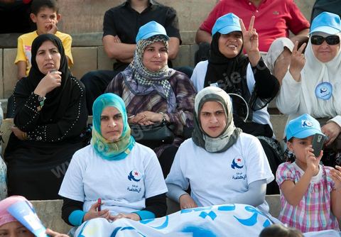 1er octobre 2011 à Sidi Bouzid : Grand meeting du parti Ennahdha pour le premier jour du lancement de la campagne électoralre pour l'élection de l'assemblée constituante le 23 octobre. le parti Ennahdha à tendenace islamique a choisi pour son premier meeting de campagne la ville symbolique de la révolution Sidi Bouzid avec la présence de Rached Ghannouchi Leader du parti, des Membres du Bureau Executif du Parti et de certains candidats des listes des différentes régions du pays.