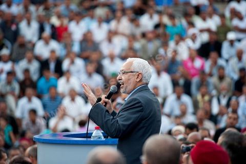 1er octobre 2011 à Sidi Bouzid : Discours de Rached Ghannouchi Président du Parti au Grand meeting du parti Ennahdha pour le premier jour du lancement de la campagne électoralre pour l'élection de l'assemblée constituante le 23 octobre. le parti Ennahdha à tendenace islamique a choisi pour son premier meeting de campagne la ville symbolique de la révolution Sidi Bouzid avec la présence de Rached Ghannouchi Leader du parti, des Membres du Bureau Executif du Parti et de certains candidats des listes des différentes régions du pays.