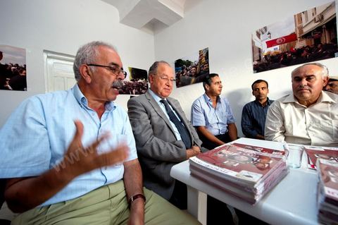 Mustapha Ben Jaafar on a working visit to the Ettakatol office in Bou Argoub during the first week of the campaign for the Constituent Assembly.