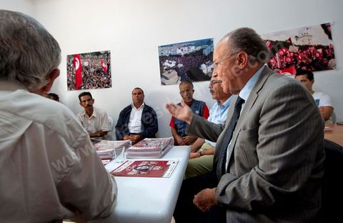 Mustapha Ben Jaafar on a working visit to the Ettakatol office in Bou Argoub during the first week of the campaign for the Constituent Assembly.