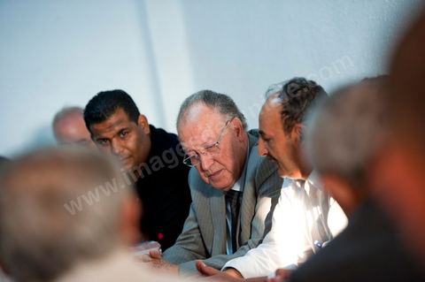 Mustapha Ben Jaafar on a working visit to the Ettakatol office in Grombalia during the first week of the campaign for the Constituent Assembly.