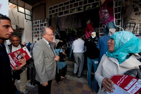 Mustapha Ben Jaafar campaigns in Grombalia, Cap Bon, for Ettakatol’s Nabeul slate; meets with citizens