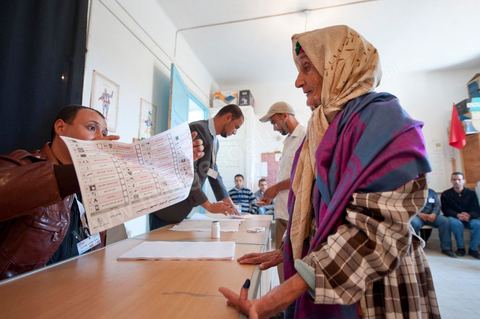 Bureau de vote à Mutoul sur la route entre Le Kef et Jendouba