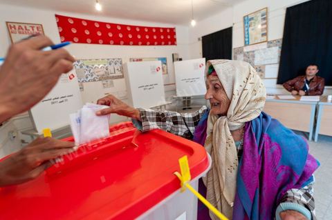 Bureau de vote à Mutoul sur la route entre Le Kef et Jendouba