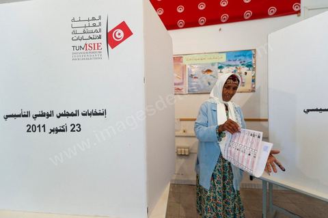 Bureau de vote à Mutoul sur la route entre Le Kef et Jendouba