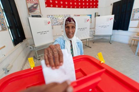 Bureau de vote à Mutoul sur la route entre Le Kef et Jendouba