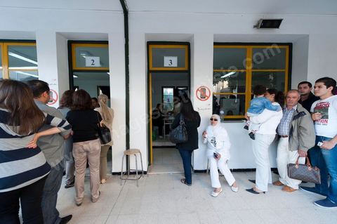 Bureau de vote au à El Menzah V quartier bourgeois de Tunis