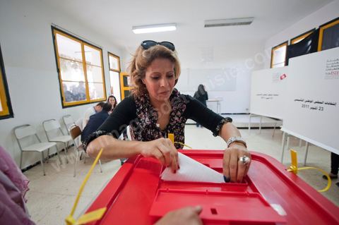 Bureau de vote au à El Menzah V quartier bourgeois de Tunis