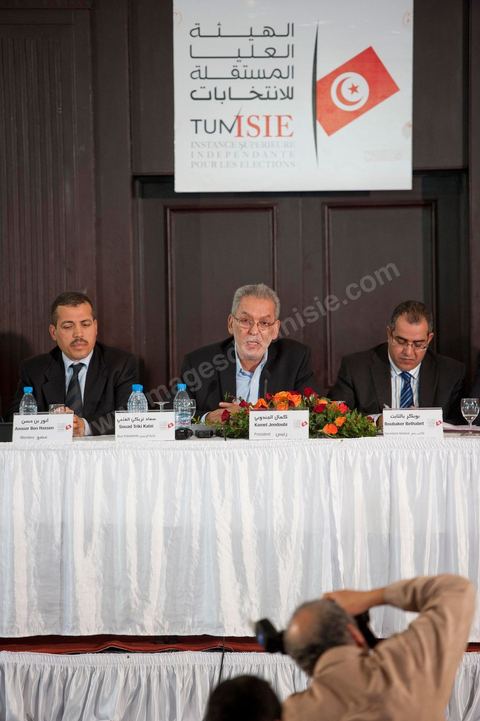 14 novembre : conférence de presse de l'ISIE pour l'annonce définitive des résultats de l'élection pour l'assemblée constituante, sous la présidence de Kamel Jendoubi et la présence des membres de l'ISIE.