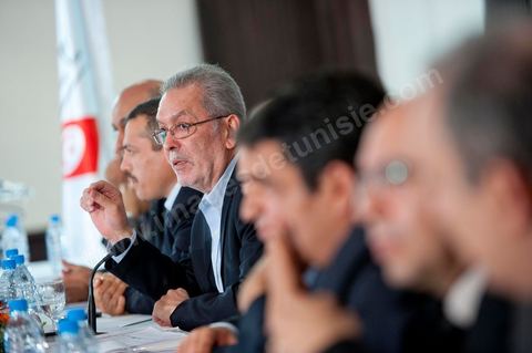 14 novembre : conférence de presse de l'ISIE pour l'annonce définitive des résultats de l'élection pour l'assemblée constituante, sous la présidence de Kamel Jendoubi et la présence des membres de l'ISIE.