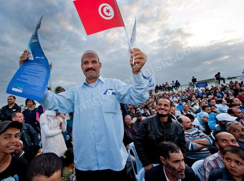 Meeting de cloture du parti Ennahdha à Ben Arous dans le stade de foot en présence du président Rached Ghannouchi