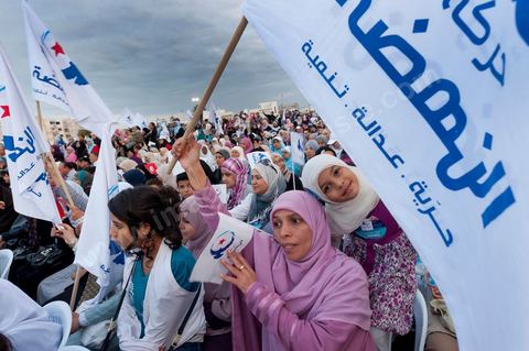 Meeting de cloture du parti Ennahdha à Ben Arous dans le stade de foot en présence du président Rached Ghannouchi