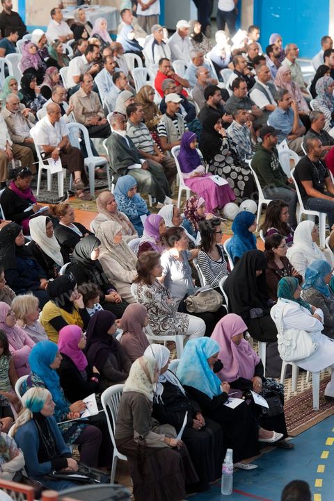 October 8: Ennahdha neighborhood rally at the Megrine gymnasium during the first week of the election campaign for the Constituent Assembly. Presentation of the Ben Arous candidate list. 