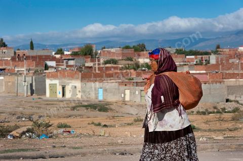 26 septembre 2011 : au coeur des quartiers populaires de la Cité Ezzouhour quartier de la révolution tunisienne à Kasserine