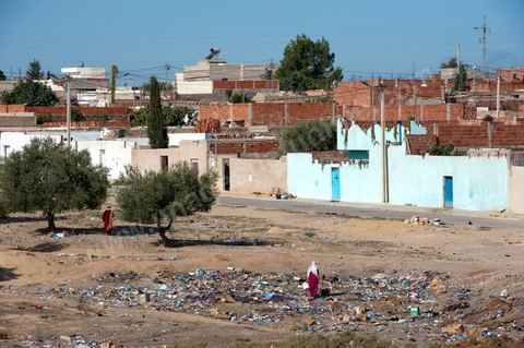 26 septembre 2011 : au coeur des quartiers populaires de la Cité Ezzouhour quartier de la révolution tunisienne à Kasserine