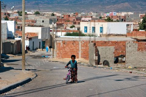 26 septembre 2011 : au coeur des quartiers populaires de la Cité Ezzouhour quartier de la révolution tunisienne à Kasserine