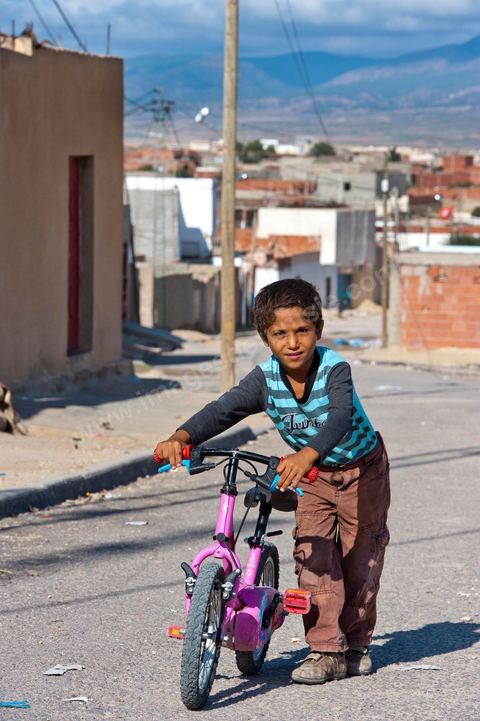 26 septembre 2011 : au coeur des quartiers populaires de la Cité Ezzouhour quartier de la révolution tunisienne à Kasserine