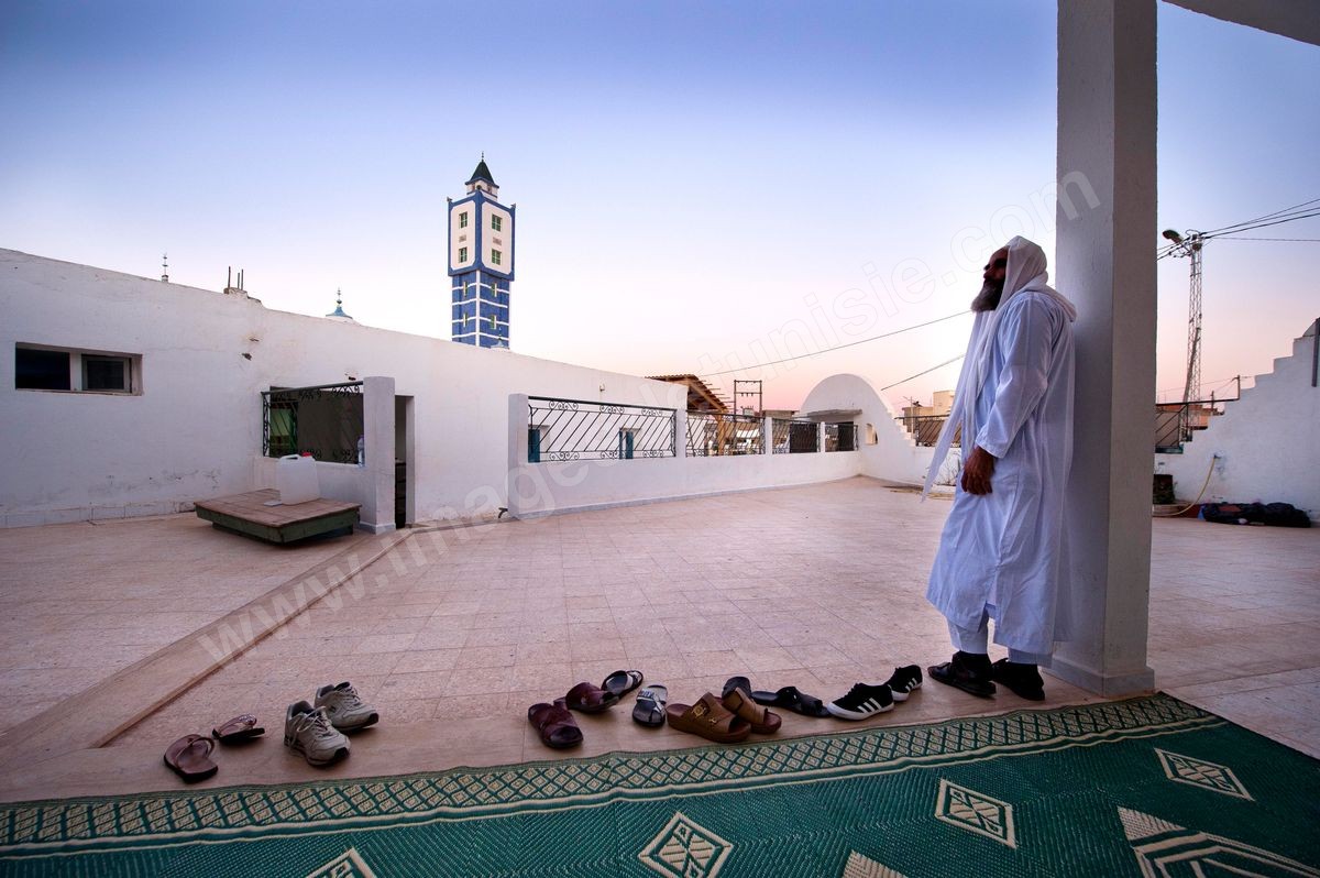 M10-000 Salafistes en Tunisie