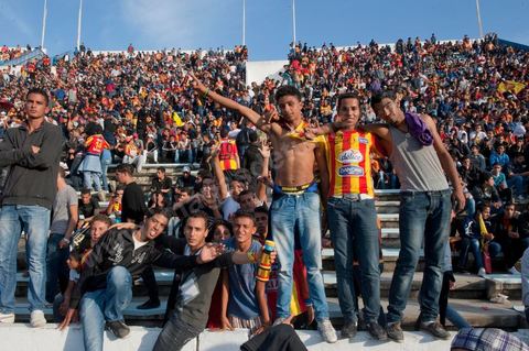 au stade d'El Menzah à Tunis pour le match de championnat tunisien entre l'EST , Espérance sportive de Tunis et l'USM, union sportive monastirienne. 