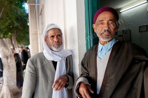Ecole coranique pour les enfants à la mosquée Rahma au centre ville de Sidi Bouzid