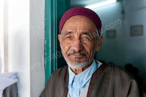 Ecole coranique pour les enfants à la mosquée Rahma au centre ville de Sidi Bouzid