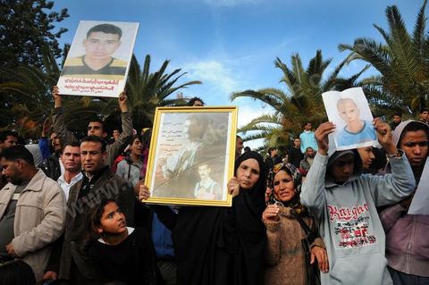 17 décembre 2011 à Sidi Bouzid, Familles de martyrs commémoration du 1ère anniversaire du début de la Révolution marqué par l'immolation de Mohamed Bouazizi à Sidi Bouzid