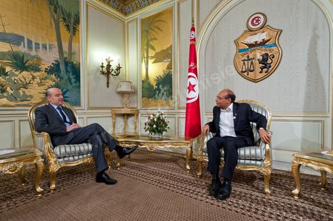5 janvier : Rencontre entre Moncef Marzouki, Président de la Tunisie et Alain Juppé, Ministre français des Affaires Etrangères lors de la Visite de M. Alain Juppé en Tunisie, 1ère visite offcieille occidentale depuis la mise en place du nouveau gouvernement tunisien issu des élections du 23 octobre.