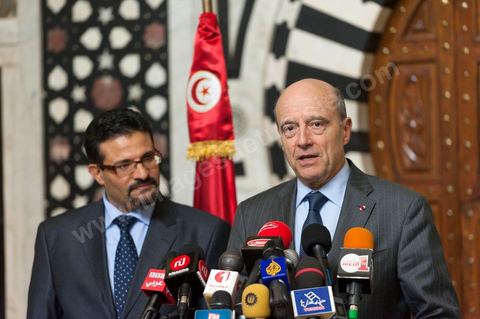 5 janvier : Conférence de presse avec M. Rafik Abdessalem, Ministre tunisien  des Affaires Etrangères et M. Alain Juppé, Ministre français des Affaires Etrangères lors de la Visite de M. Alain Juppé en Tunisie, 1ère visite offcieille occidentale depuis la mise en place du nouveau gouvernement tunisien issu des élections du 23 octobre.