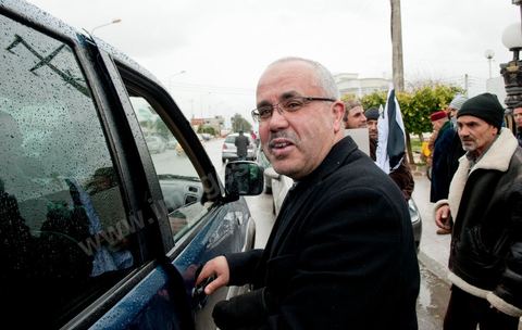 5 février 2011 : à Hammam Ghezaz près de Kelibia, meeting du parti non autorisé Hizb ut-Tahrir avec Ridha Belhadj, porte parole du parti. Toujours dans l’illégalité, Hizb ut-Tahrir, dont le visa a été refusé, persiste et signe en organisant un meeting avec un thème pour le moins osé « La laïcité, guerre contre l’Islam et les musulmans ».