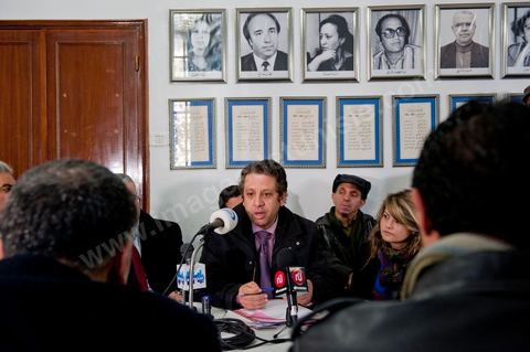 20 février : Conférence de presse au syndicat national des journalistes tunisiens avec le cabinet d'avocats qui défend le journaliste Nasreddine Ben Saïda, directeur du journal Attounisia, mis en prison il y a une semaine pour la publication d'une image d'une femme dénudée. Lors de cette conférence de presse le groupe d'avocats ont souligné que Nasreddine Ben Saida a entamé depuis samedi une grève de la faim dans sa cellule de la prison de Mornaguia. Maitre Khaled Krichi a souligné pour sa part que le maintien en prison de son client a été fait sur ordre de l'instruction publique et non suite à une plainte. De ce fait cette affaire est d'ordre politique et non pas juridique.