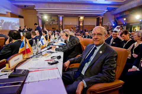 24 fvrier : confrence internationale des amis du peuple syrien  Tunis avec 60 MAE. dlagtion francaise et Alain Jupp