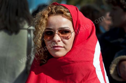 8 mars : forte mobilisation aujourd'hui à la manifestation des Femmes pour la journée de la Femme devant l'assemblée Nationale constituante au Bardo à Tunis. plus d'un an après la révolution tunisienne le statut si particulier et évolué de la femme tunisienne est en danger par les mouvences islamistes tant au sein du gouvernement que des groupes salafistes. Les manifestants ont aussi exprimé leur colère et ont dénoncé l’outrage du drapeau national, la veille, par des groupes de salafistes à la Faculté de la Manouba. Plus que jamais, la femme tunisienne est le meilleur rempart contre l'obscurantisme.