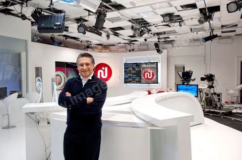 Nabil Karoui, Directeur de Nesma TV la chaine maghrébine dans les studios de la chaine à Radès en Tunisie