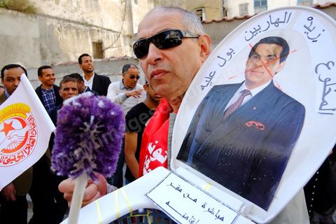 1er mai 2012 sur l'avenue Habib Bourguiba, manifestation des syndicalistes et des travailleurs tunisiens sur l'avenue pour la fête du travail. Ben Ali toujours ua coeur des manifs.