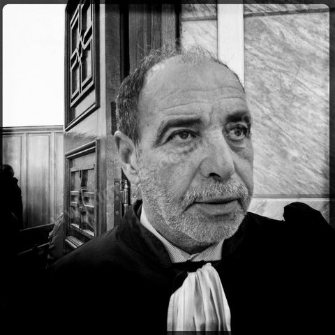 Audience du Tribunal militaire du Kef où sont jugés les responsables des morts notamment de Thala et Kasserine. Me Amor Safraoui, avocat de la partie civile (les familles des victimes), l'un des principaux animateurs du "Groupe des 25", collectif d'avocats engagés dans la poursuite des crimes du régime de ben Ali.