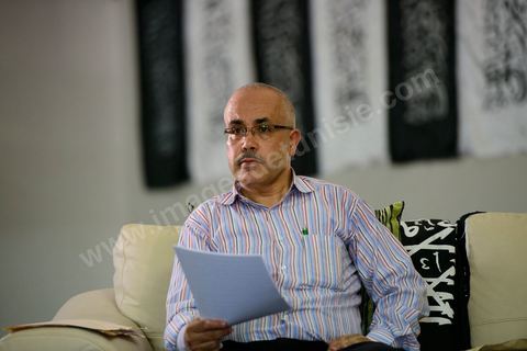 Ridha Belhadj, porte parole du Hizb ut Tahrir (parti de la liberation)  lors du Meeting, dimanche 24 juin au parc des expositions à la Soukra (banlieue de Tunis). Le Hizb ut Tahrir, un parti internationaliste, partisan de la restauration du califat. Pour l'instant, le parti n'est pas autorisé en Tunisie en raison de sa référence à la religion.