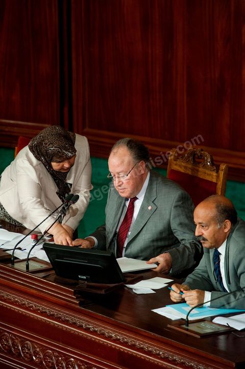 June 29: Mustapha Ben Jaafar (Ettakatol), president of the National Constituent Assembly (NCA), and Meherzia Laabidi (Ennahdha), first vice president, presided over the plenary session of the National Constituent Assembly, attended by Hamadi Jebali, head of government, and a large number of ministers. This plenary session was convened to hear the government’s statement on the case of the extradition of former Libyan Prime Minister Baghdadi Mahmoudi. 