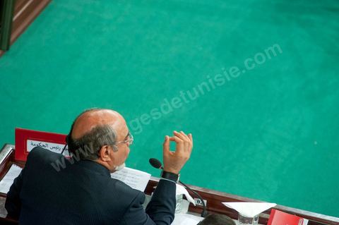29 juin : Hamadi Jebali, chef du gouvernement, pendant son discours à la séance plénière à l'Assemblée Nationale Constituante avec la présence de Hamadi Jebali, chef du gouvernement, et un grand nombre de ministres. Cette séance plénière a été convoqué pour entendre le gouvernement sur l'affaire de l'extradition de ex-premier ministre libyen Baghdadi Mahmoudi. 