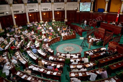 June 29: The National Constituent Assembly’s chamber was packed this Friday for the plenary session, attended by Hamadi Jebali, head of government, and a large number of ministers. This plenary session was convened to hear the government’s statement on the extradition case involving former Libyan Prime Minister Baghdadi Mahmoudi. 