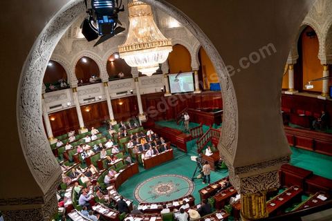 June 29: The National Constituent Assembly’s chamber was packed this Friday for the plenary session, attended by Hamadi Jebali, head of government, and a large number of ministers. This plenary session was convened to hear the government’s statement on the extradition case involving former Libyan Prime Minister Baghdadi Mahmoudi. 