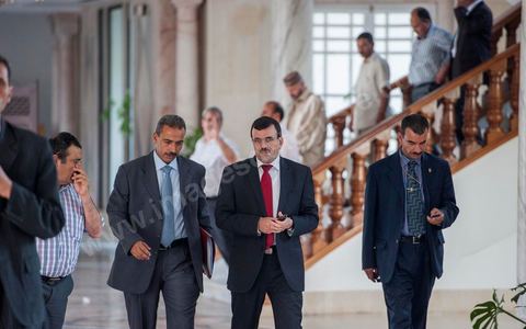 29 juin : arrivée de Ali Laryedh, ministre de l'Intereiru à la séance plénière à l'Assemblée Nationale Constituante avec la présence de Hamadi Jebali, chef du gouvernement, et un grand nombre de ministres. Cette séance plénière a été convoqué pour entendre le gouvernement sur l'affaire de l'extradition de ex-premier ministre libyen Baghdadi Mahmoudi. 
