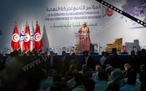 12 juillet : Abdelfatah Mourou, co fondateur historique du mouvement Ennhadha,  lors du 9ème congrès du mouvement islamiste Ennahdha, parti au pouvoir en Tunisie. plus de 10 000 congrèsites pour la grande cérémonie d'ouverture du congrès qui cloturera le 15 juillet.