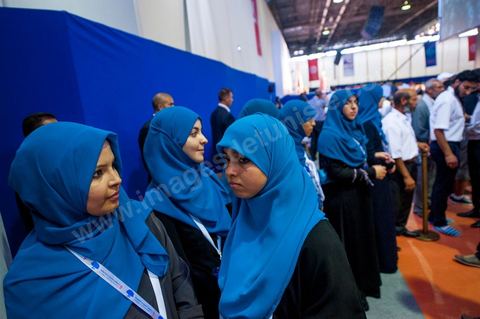 12 juillet : lors du 9ème congrès du mouvement islamiste Ennahdha, parti au pouvoir en Tunisie. plus de 10 000 congrèsites pour la grande cérémonie d'ouverture du congrès qui cloturera le 15 juillet.