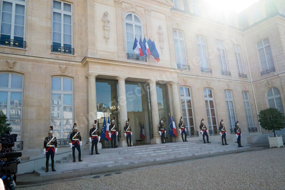 M15-320 Marzouki à l'Elysée 17072012