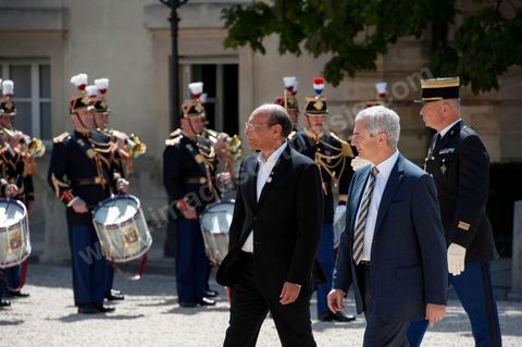 July 18: Meeting with Claude Bartolone, President of the National Assembly, prior to President Marzouki’s address to the Assembly on the second day of the official visit by Moncef Marzouki, President of the Republic of Tunisia, to Paris and Marseille