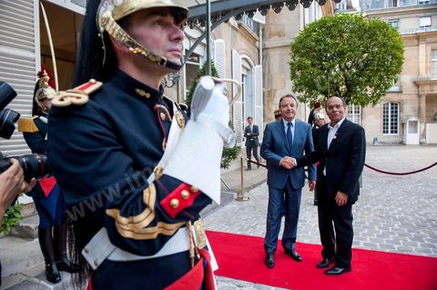 July 18: Moncef Marzouki was received by Jean-Pierre Bel, President of the Senate, on the second day of the official visit to Paris and Marseille by Moncef Marzouki, President of the Republic of Tunisia.