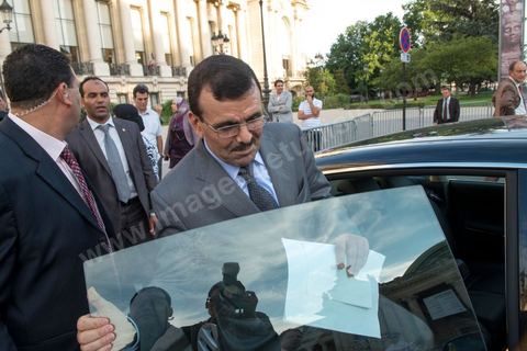 18 juillet : Ali Laryedh, ministre de l'Intérieur,  accompagne le président Marzouki à la visiet officielle en France au 2éme jour de la visite officielle de Moncef Marzouki, Président de la Républiqye tunisienne à Paris et Marseille
