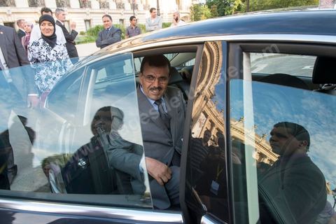 18 juillet : Ali Laryedh, ministre de l'Intérieur,  accompagne le président Marzouki à la visiet officielle en France au 2éme jour de la visite officielle de Moncef Marzouki, Président de la Républiqye tunisienne à Paris et Marseille