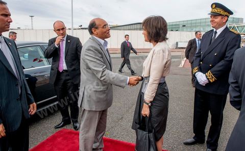 19 juillet : arrivée de Moncef Marzouki à Orly pour se rendre à Marseille accompagné de Marie-Arlette Carlotti, ministre déléguée aux personnes handicapées, au 3éme jour de la visite officielle de Moncef Marzouki, Président de la République tunisienne à Paris et Marseille.